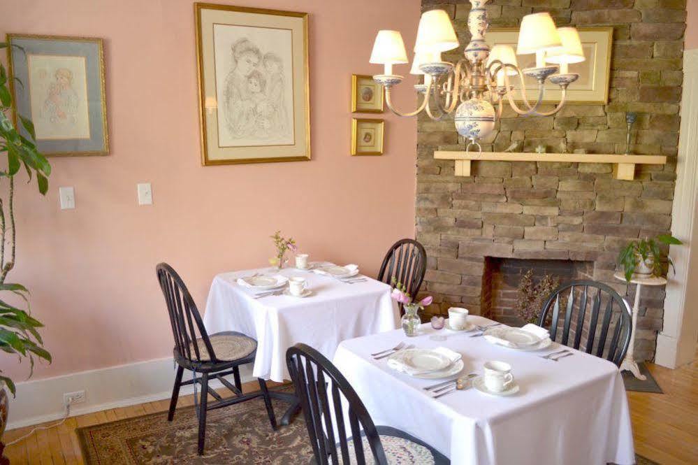 The Bell House Inn Glens Falls Exteriör bild